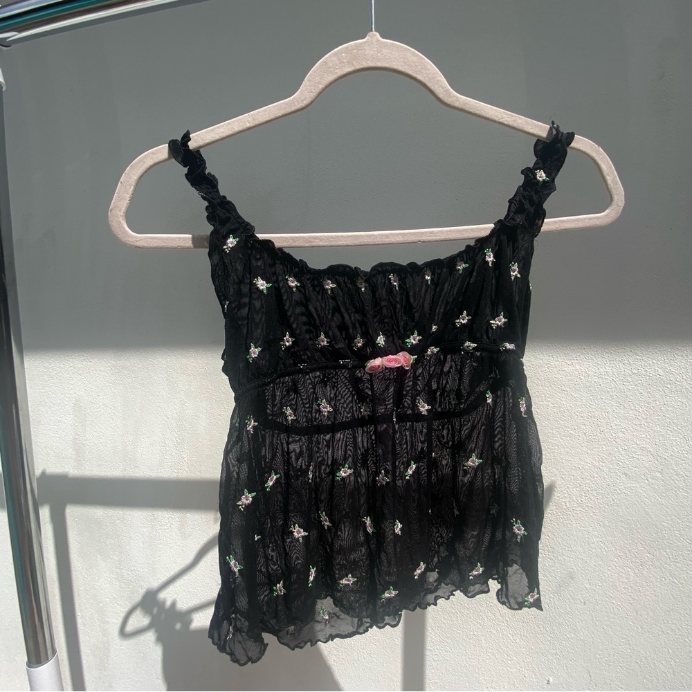 Y2K RARE Victoria’s Secret Black Floral Embroidered Babydoll Cami Top Size S - Picture 1 of 9